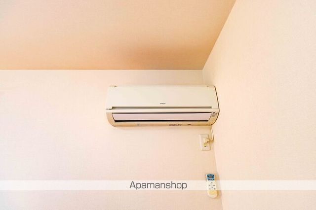 DーROOM戸出I A棟の内装写真