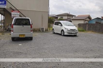 フジハイツ[2DK/37.5m2]の駐車場