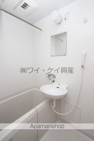 レオパレスCREST八島の内装写真