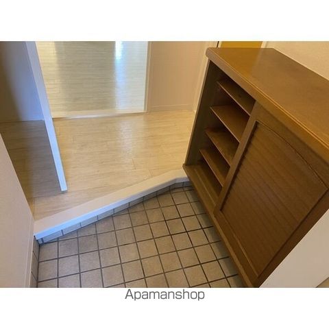 エルグランデアジヨシの内装写真