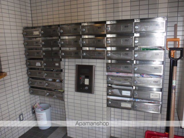 ペルドゥエープス美園の内装写真