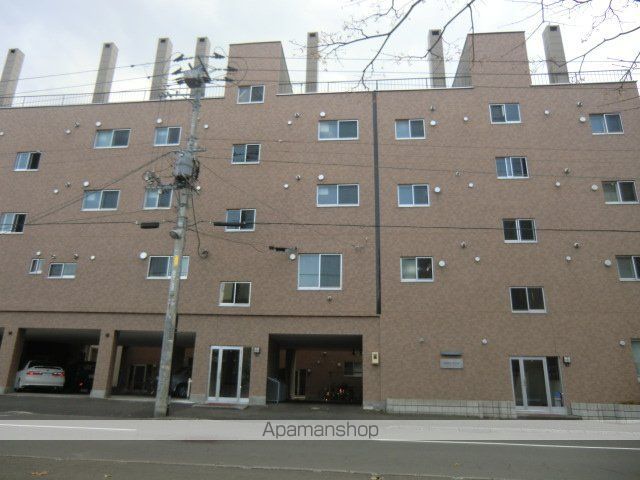 マンション三宅Aの外観写真