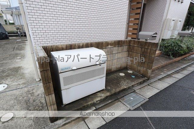 ロイヤルメゾンの外観写真
