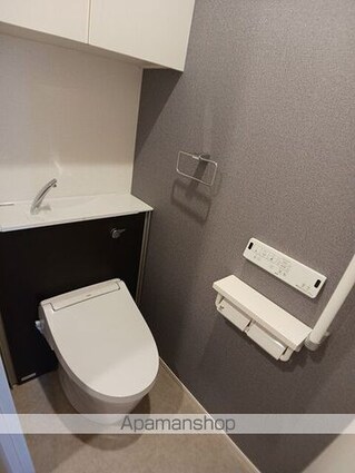 ラクーン守山[1LDK/42.59m2]のトイレ