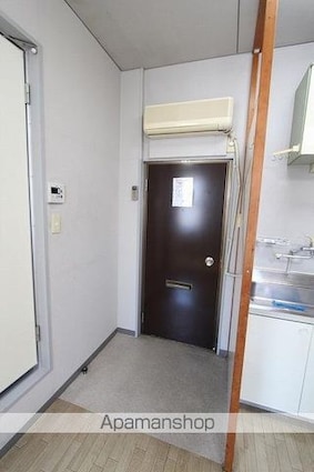 磨屋町ビル[1K/15.95m2]の玄関