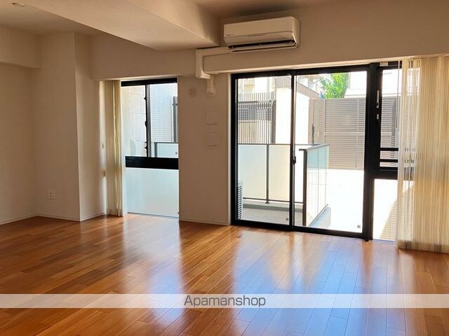 ディアナコート浜田山[2LDK/70.53m2]のリビング・居間