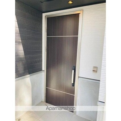 宮本６丁目貸家[4LDK/80.61m2]の玄関