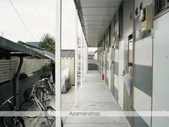 レオパレスいずみの玄関写真