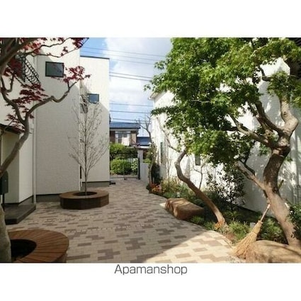 ＬＡ　ＵＬＵＷＥＨＩ[2LDK/53.79m2]のエントランス