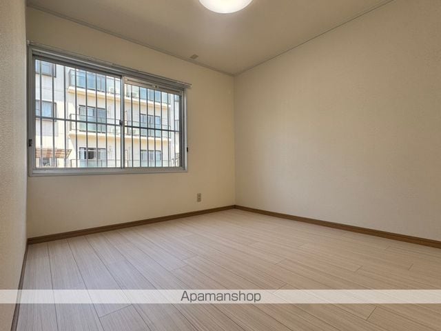 プレジール花尻 A棟の内装写真