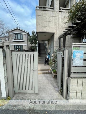 パーシモンの玄関写真