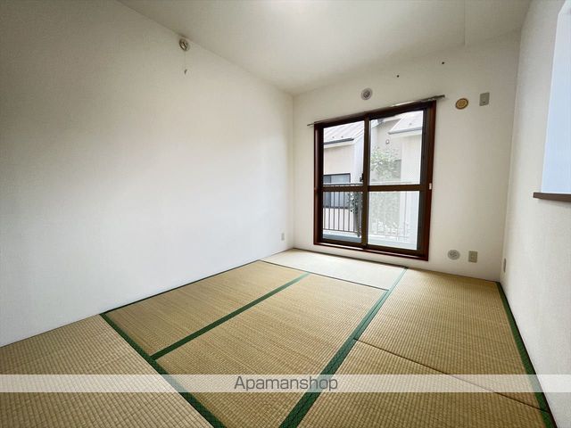リトルウッズ千代田の内装写真