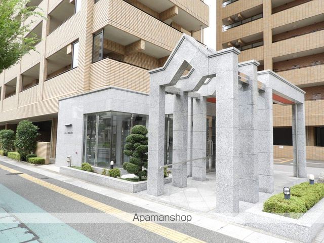 クリエート日赤通りの玄関写真