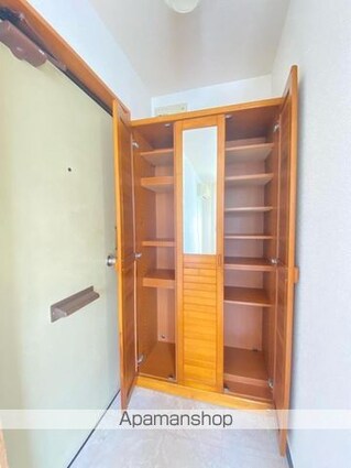 香川県高松市宮脇町１丁目[1R/21m2]の収納
