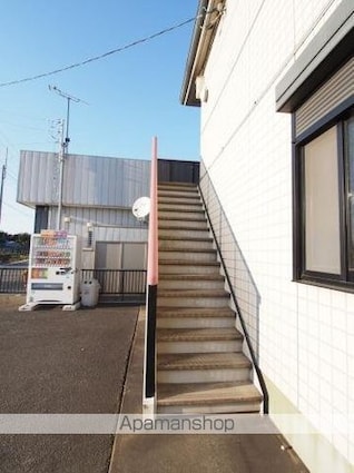 モンシャトーＩ[店舗/39.66m2]の共用部3