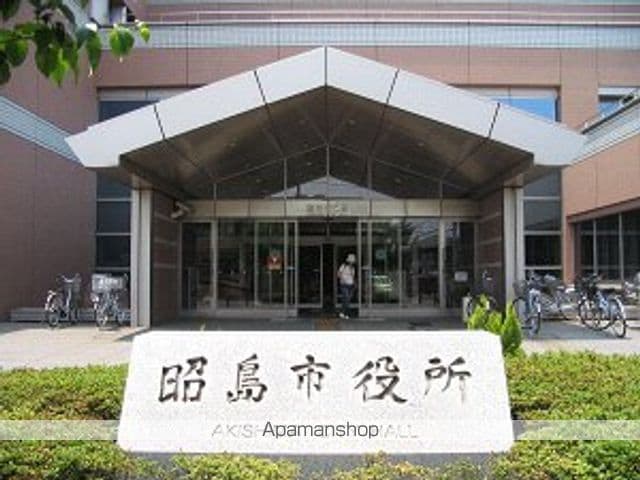 レオパレスガーデ二ア宮沢町[1K/19.87m2]の周辺8