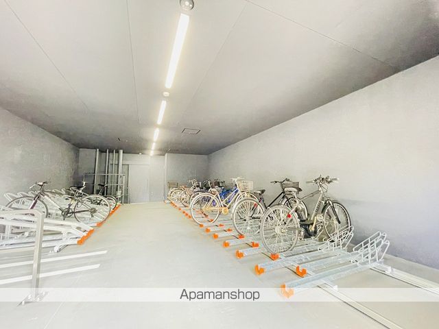 クリオ金山ブライトマークスの玄関写真