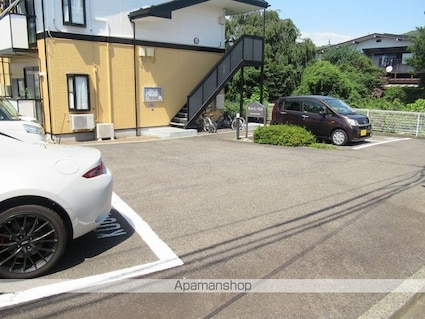 サンシャイン・ドエル[1LDK/44.71m2]の駐車場