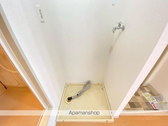 屋島ハイツ B棟の内装写真