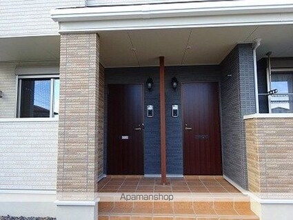 メゾン　コンソラトゥールＡ[1LDK/47.08m2]のエントランス