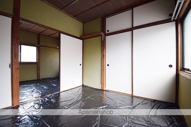 石原貸家の内装写真