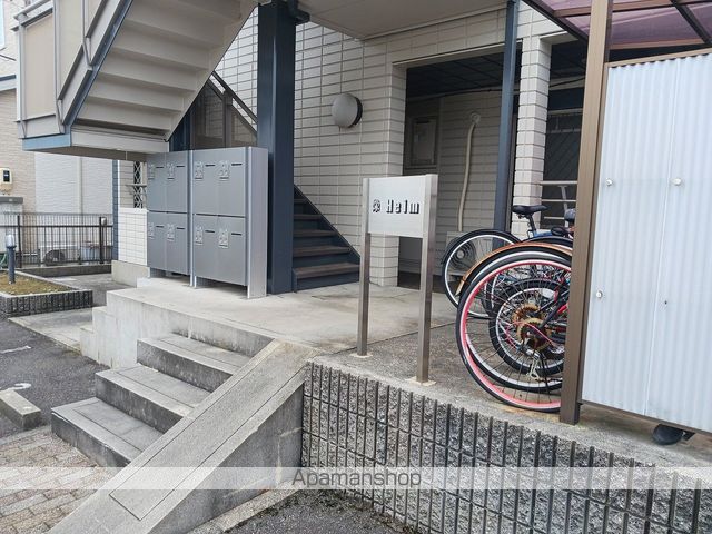 栄ハイムの玄関写真