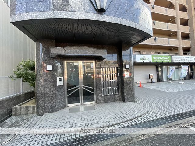 パークハイツアイリス5号館の玄関写真
