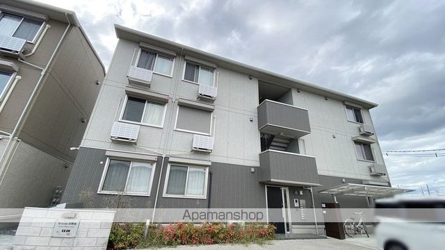 DーROOM浜野南 A棟の外観写真