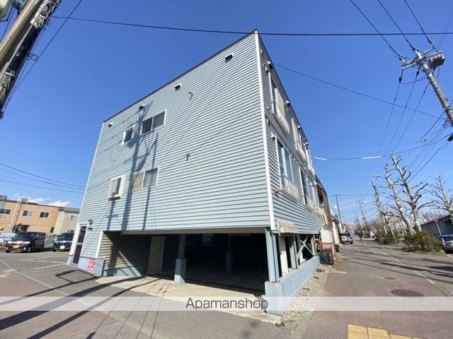 コーポピロッティの外観写真