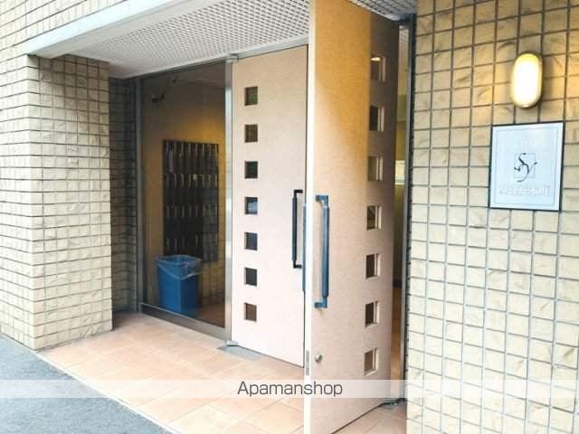ソリテア四谷荒木町の玄関写真
