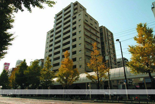アルファステイツ市駅前の外観写真