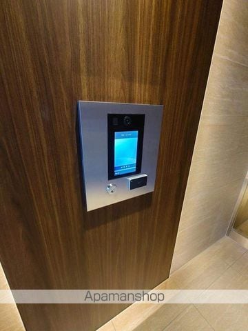 GRANPASEO両国Southの玄関写真