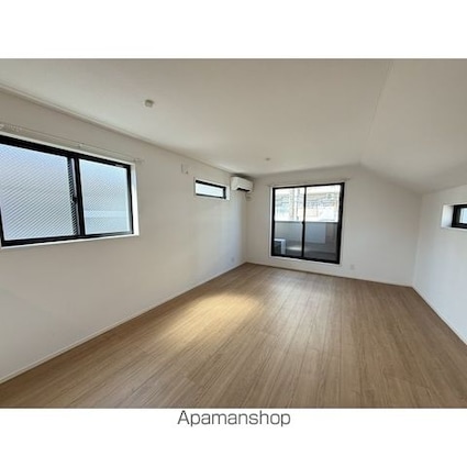 Ｋｏｌｅｔ片倉０７[2SLDK/89.84m2]のリビング・居間1