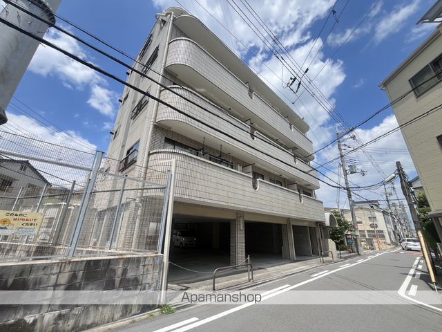 マンションアフルエンスの外観写真