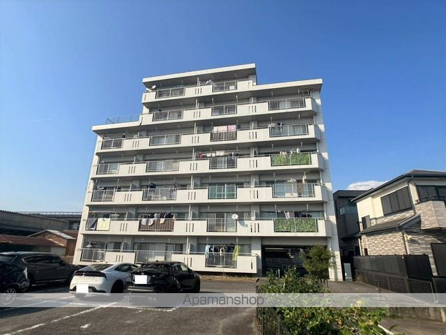 半田第2ロイヤルマンションの外観写真
