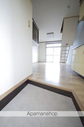 サウスヒル南平[1R/18.24m2]の玄関