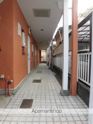 ジュネコーポ八ヶ崎の玄関写真