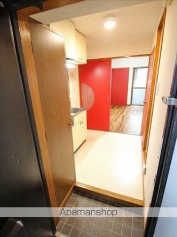 ドゥマンクレールの内装写真