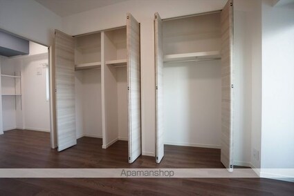 愛知県名古屋市西区花の木３丁目[1LDK/34.04m2]の収納