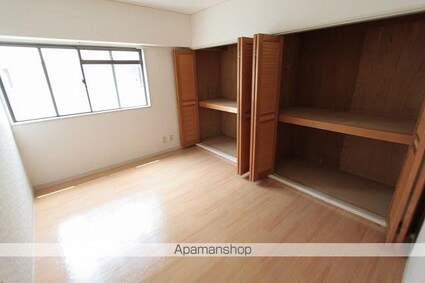 リアライズ屋島[2LDK/62.19m2]の収納