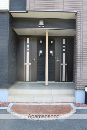 エレガンテ　Ⅰ[1LDK/45.84m2]のエントランス