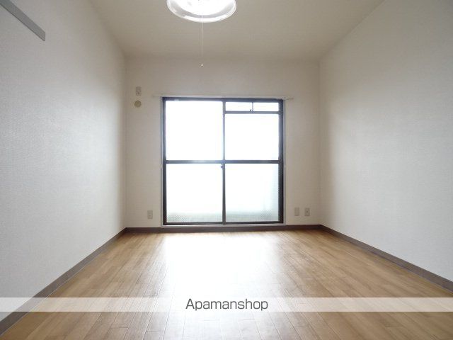 ライフ第3マンション細江の内装写真