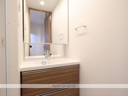 愛知県名古屋市東区泉１丁目[1K/27.41m2]の洗面所