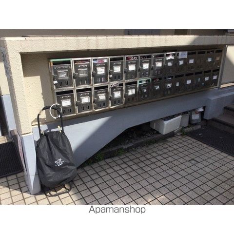 清新三興ハイツの内装写真
