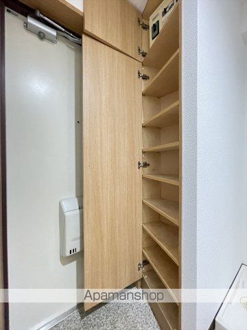 スカイコート目白台の内装写真