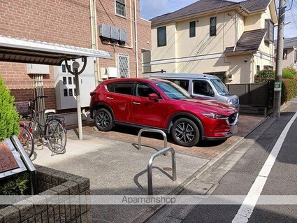 ル　プレジール[1K/29.81m2]の駐車場