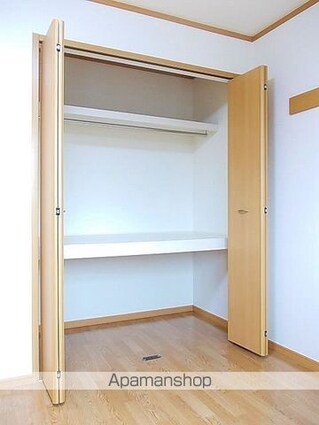 秋田県秋田市土崎港相染町字大谷地[2K/48.62m2]の収納