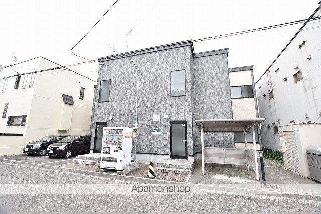 レオパレスライズ323の外観写真