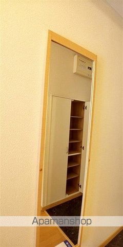 レオパレスウエスト広川二号館の内装写真