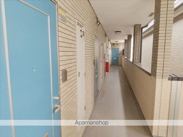 和歌山県和歌山市鷹匠町４丁目[1K/27m2]のエントランス